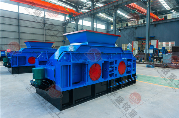 800*800對(duì)輥制砂機(jī)